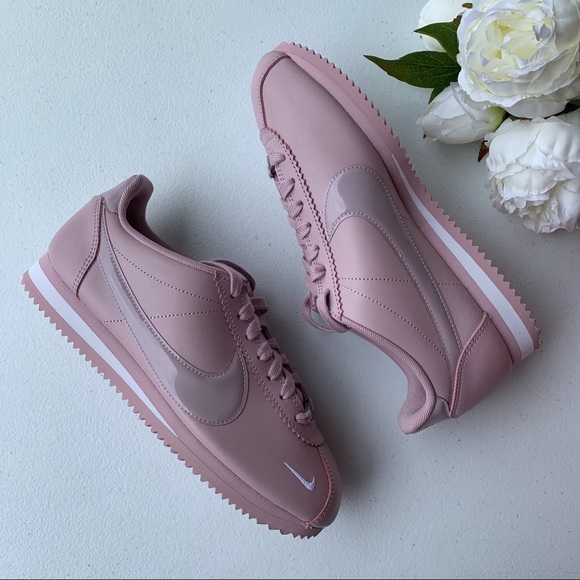 Nike Classic Cortez Prem Leather NWT - Picture 6 of 12